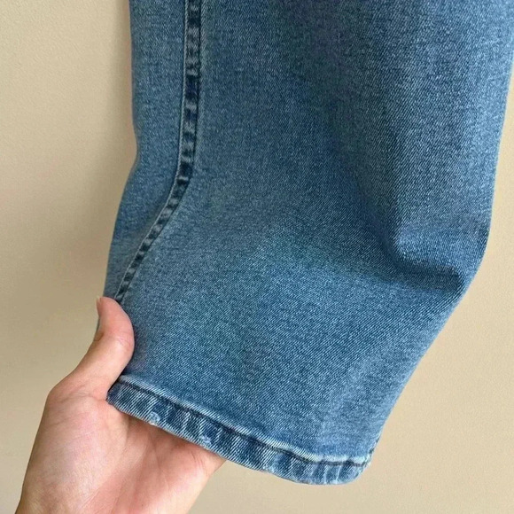 Lois Medium Wash River High Retro Straight Jeans, Size 31" L-32 - Picture 7 of 16